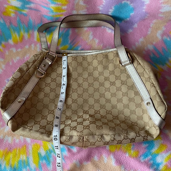 Final Sale! Gucci Tote Bag - Picture 12 of 15